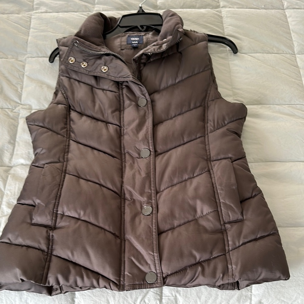 Women's Gap Puffer Vest